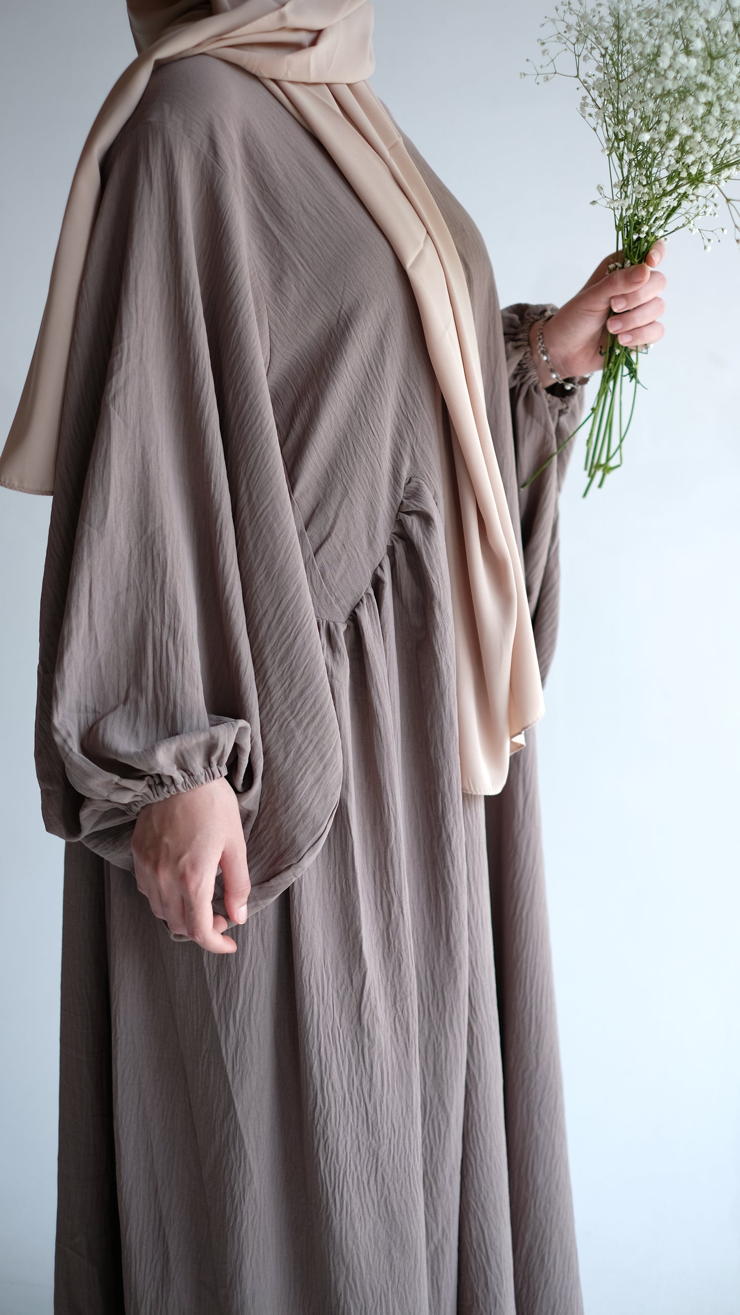 AFRAA ABAYA TAUPE